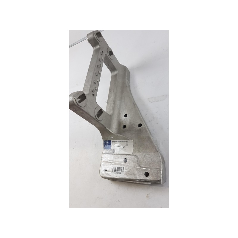 Pièce pour MERCEDES-BENZ - Bracket A9436662631