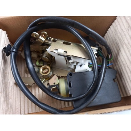 Pièce pour MERCEDES-BENZ - Door Lock A9437200635