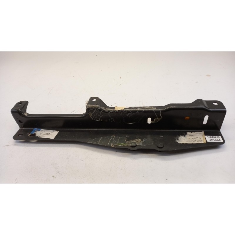Pièce pour MERCEDES-BENZ - Mounting Bracket, Bumper A9438800414
