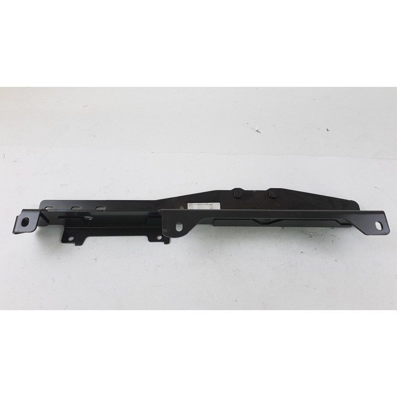 Pièce pour MERCEDES-BENZ - Mounting Bracket, Bumper A9438803514