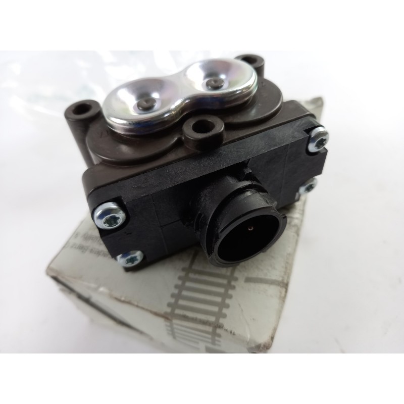 Pièce pour MERCEDES-BENZ - Solenoid Valve, Shift Cylinder A9452600057