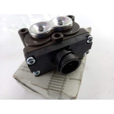 Pièce pour MERCEDES-BENZ - Solenoid Valve, Shift Cylinder A9452600057