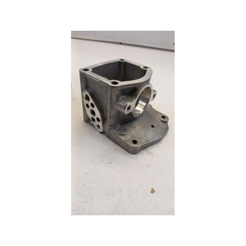Pièce pour MERCEDES-BENZ - Housing A9452685034