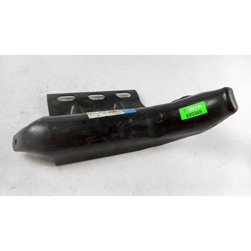 Pièce pour MERCEDES-BENZ - Bracket A9704710305