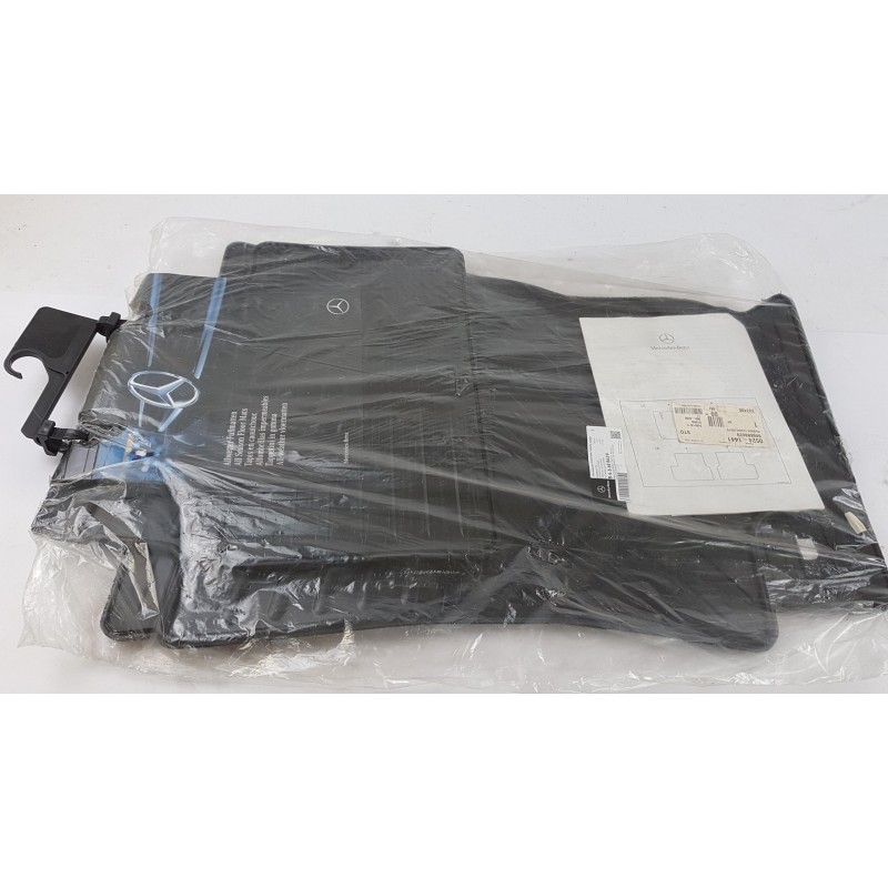 Pièce pour MERCEDES-BENZ - Floor Mat Set B66688629