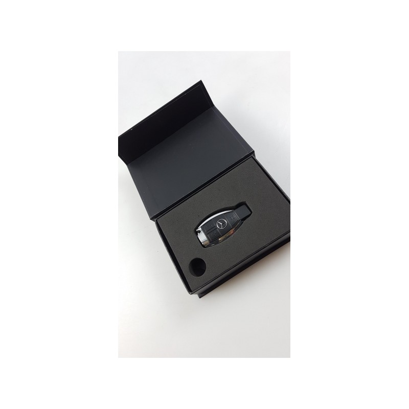 Pièce pour MERCEDES-BENZ - USB Flash Drive B66950047