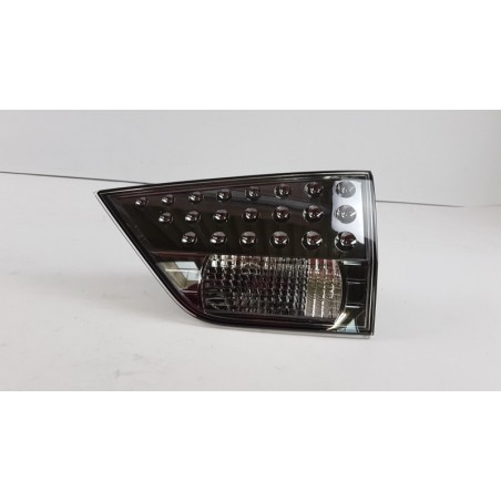 Pièce pour MITSUBISHI - Combination Rearlight 8331A006