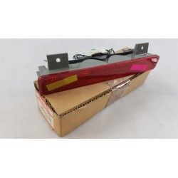 Pièce pour MITSUBISHI - Auxiliary Stop Light MB623350