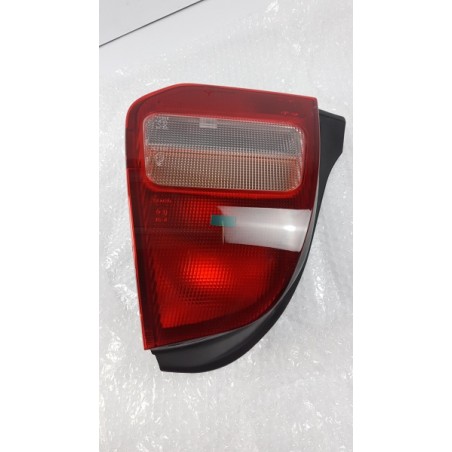 Pièce pour MITSUBISHI - Combination Rearlight MR273424