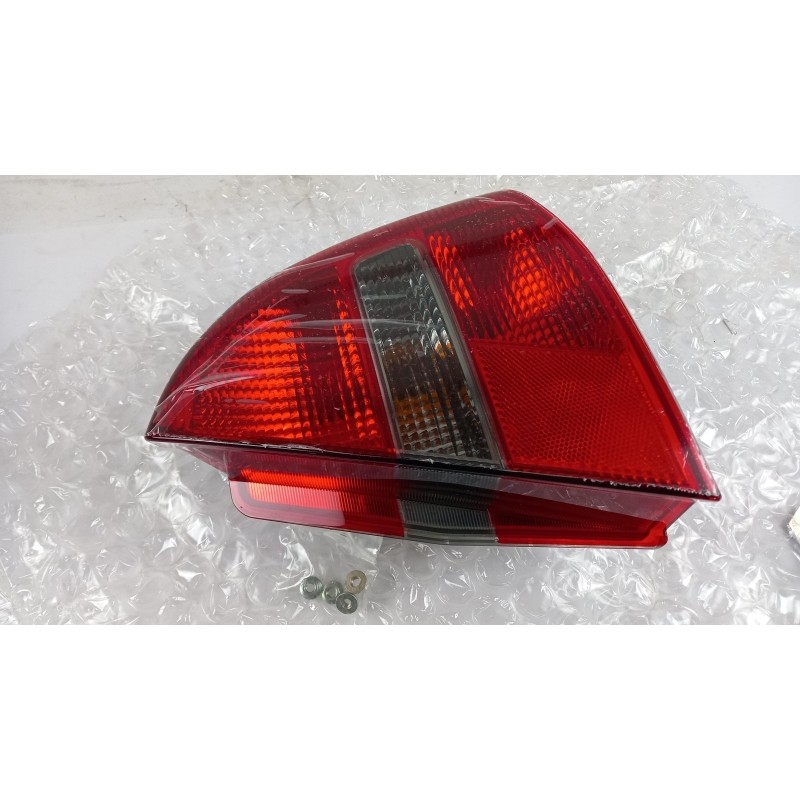 Pièce pour MITSUBISHI - Combination Rearlight MR485470