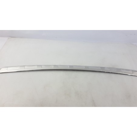 Pièce pour MITSUBISHI - Sill Trim, Trunk MZ380656EX
