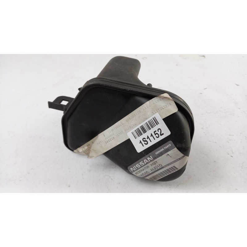 Pièce pour NISSAN - Air Intake Resonator 16585AU010