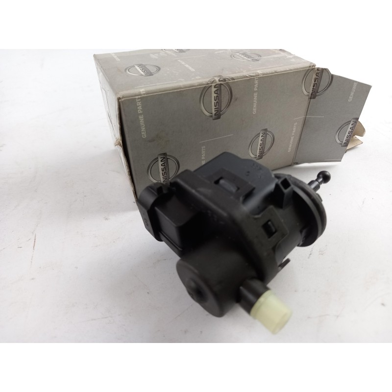 Pièce pour NISSAN - Servomotor, Headlight Range Adjustment 26056BN702