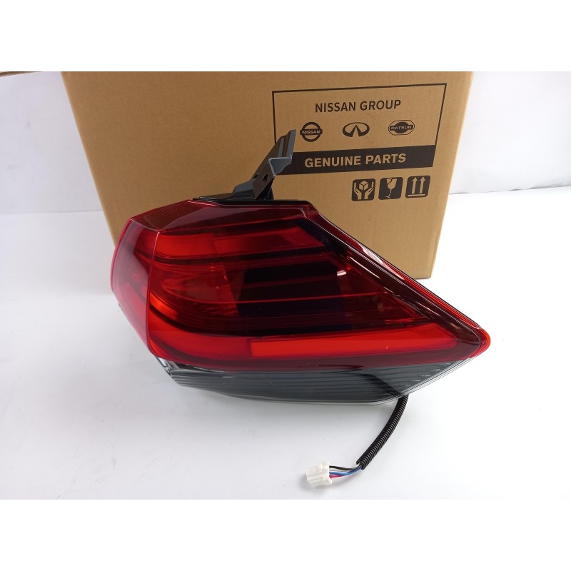Pièce pour NISSAN - Combination Rearlight 265506FP0A