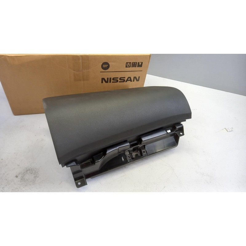 Pièce pour NISSAN - Glove Box 685603VV0A