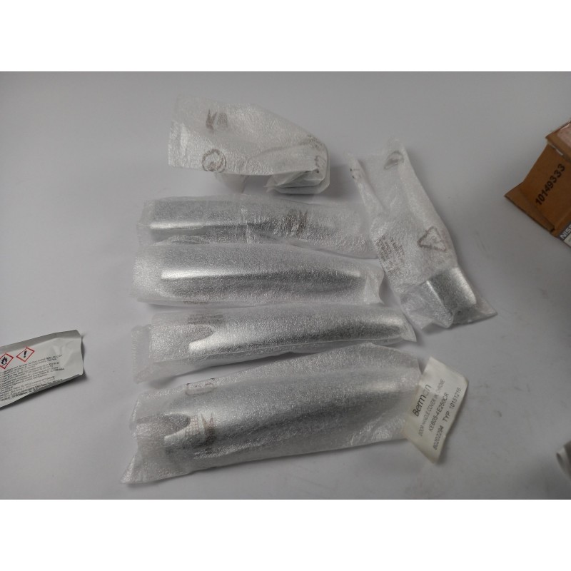 Pièce pour NISSAN - Door Handle KE6054E250CR
