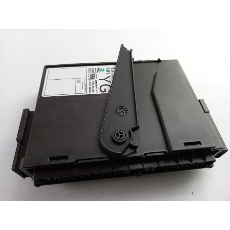 Pièce pour OPEL - Control Unit 13111112