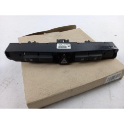 Pièce pour OPEL - Hazard Light Switch 13129285