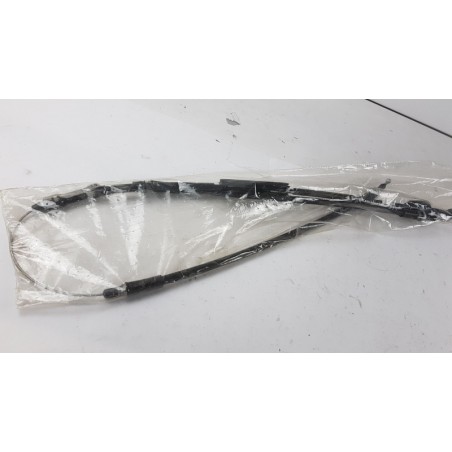 Pièce pour OPEL - Cable, Parking Brake 13441135