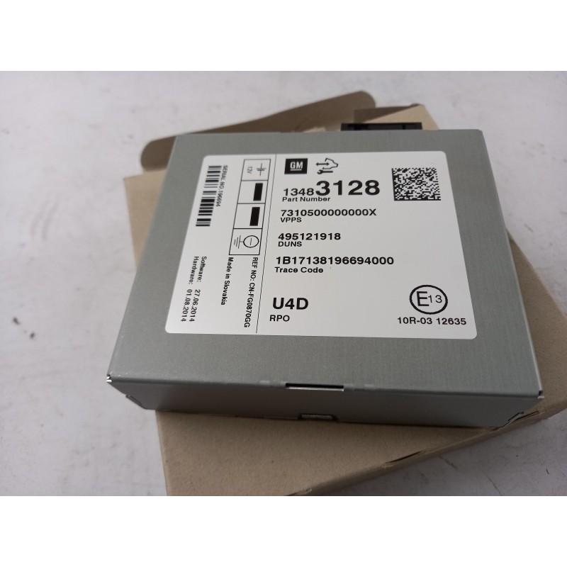 Pièce pour OPEL - Amplifier 13483128