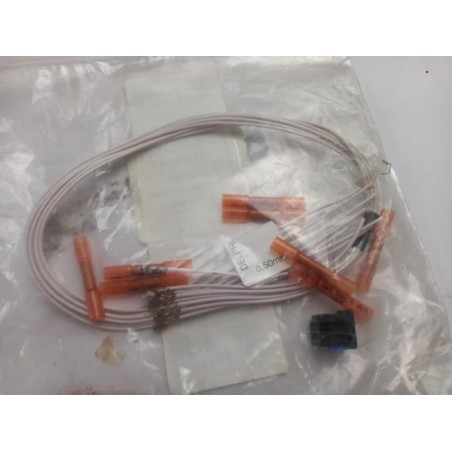 Pièce pour OPEL - Cable Connector 13576541