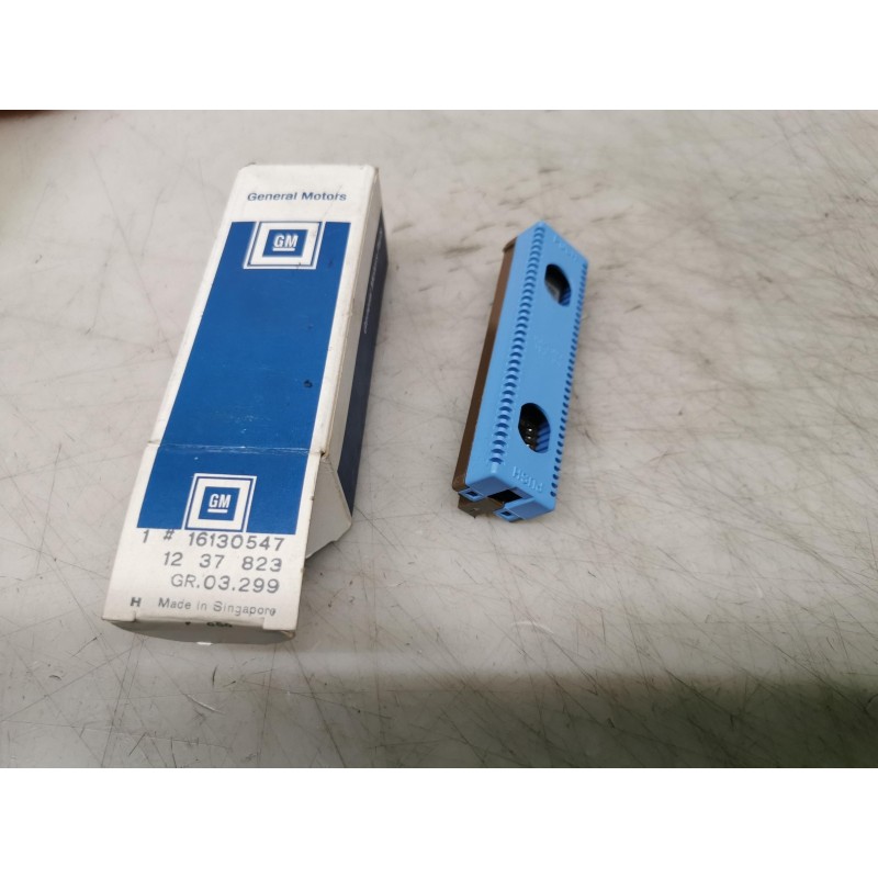 Pièce pour OPEL - Control Unit 16130547