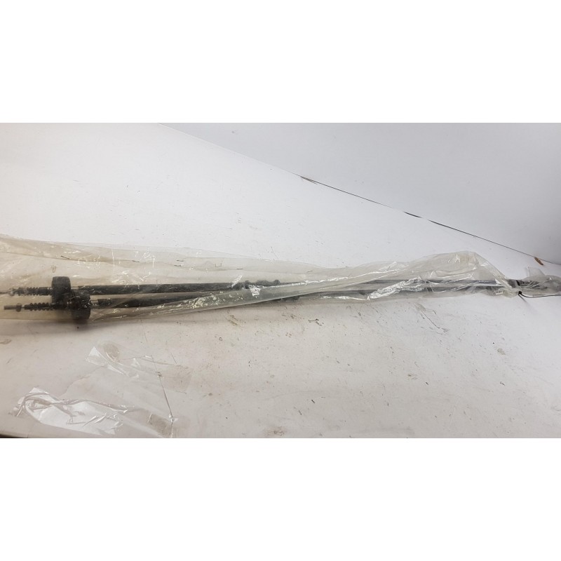 Pièce pour OPEL - Cable, Parking Brake 24425108