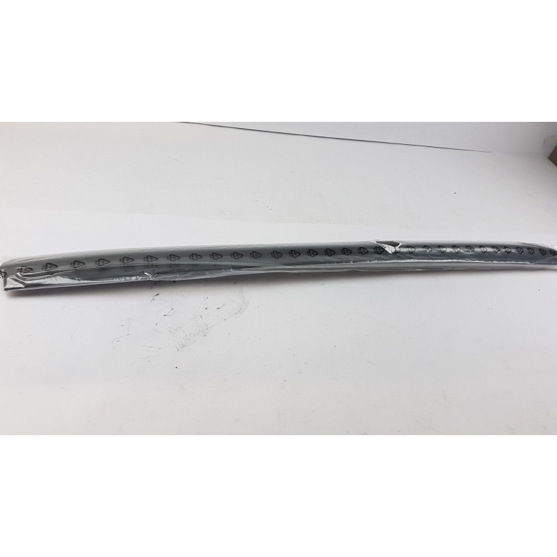 Pièce pour OPEL - Trim/Protective Strip, Lid 24425938