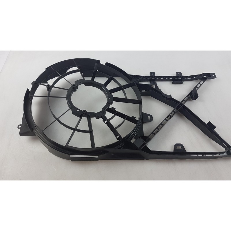 Pièce pour OPEL - Fan, Radiator 52479095