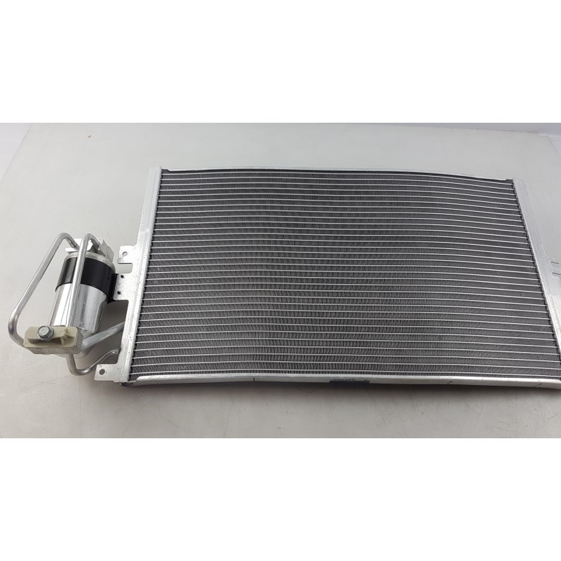 Pièce pour OPEL - Condenser, Air Conditioning 52485120