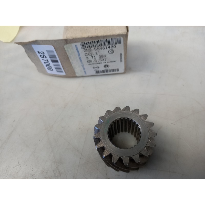 Pièce pour OPEL - Gear, Transmission 55561480