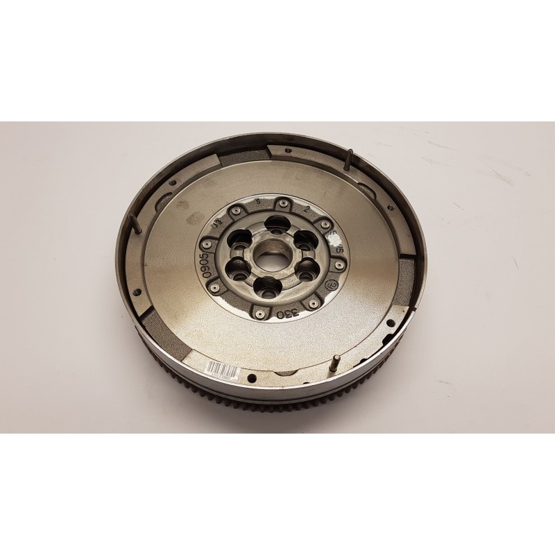 Pièce pour OPEL - Flywheel 55573985