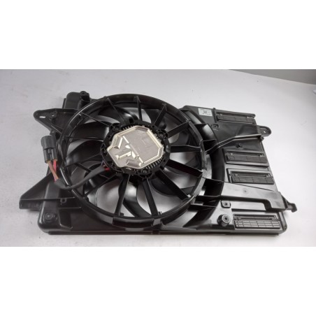 Pièce pour OPEL - Fan, Radiator 84216861