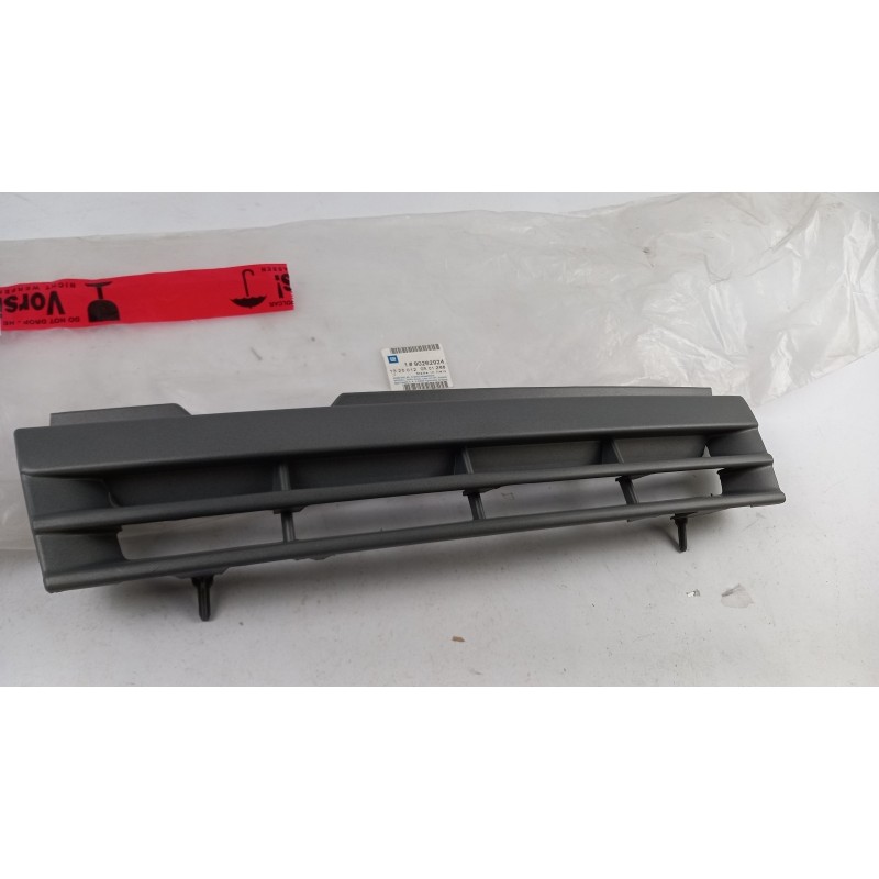 Pièce pour OPEL - Radiator Grille 90262924