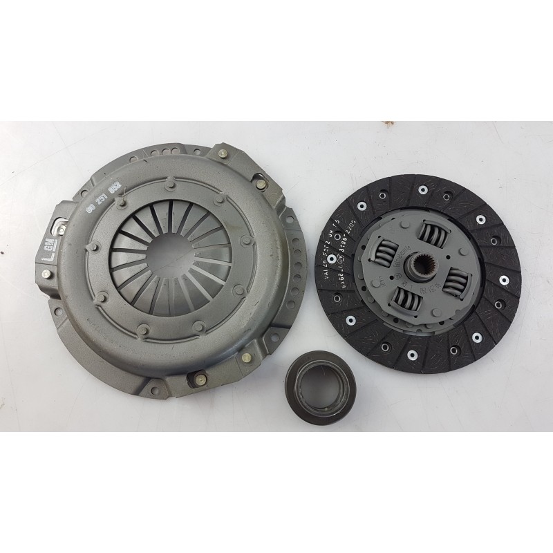 Pièce pour OPEL - Clutch Kit 90271826