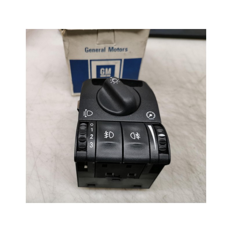 Pièce pour OPEL - Switch, Headlight 90435941
