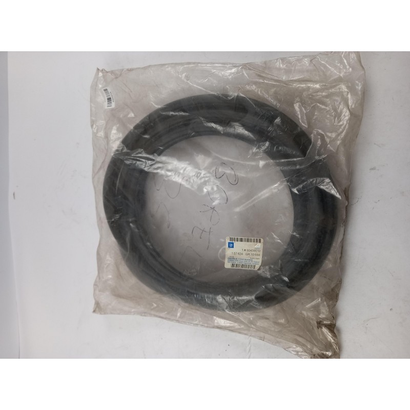Pièce pour OPEL - Door Seal 90439510