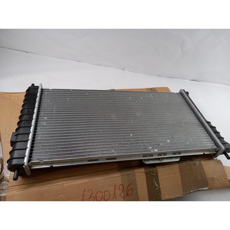 Pièce pour OPEL - Radiator, Engine Cooling 90442550