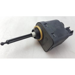 Pièce pour OPEL - Servomotor, Headlight Range Adjustment 90458286