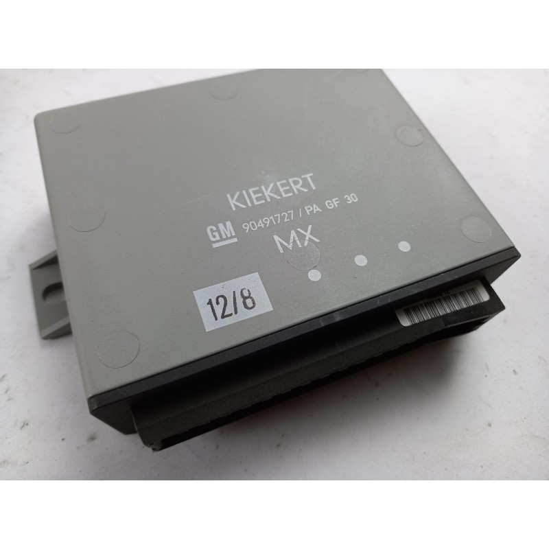 Pièce pour OPEL - Control Unit, Central Locking System 90511061