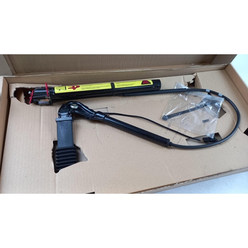 Pièce pour OPEL - Pretensioner, Safety Belt 90511618