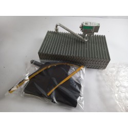 Pièce pour OPEL - Evaporator, Air Conditioning 90541595