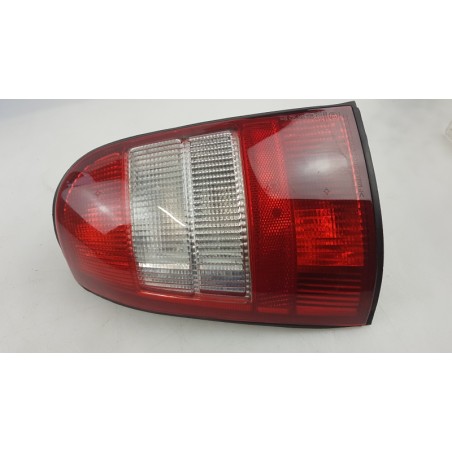 Pièce pour OPEL - Combination Rearlight 90541633
