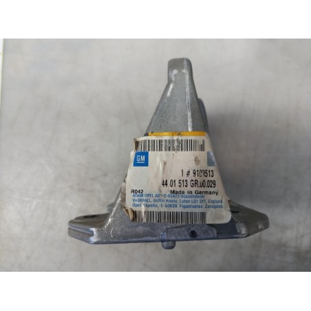Pièce pour OPEL - Bracket, Engine Mounting 9109513