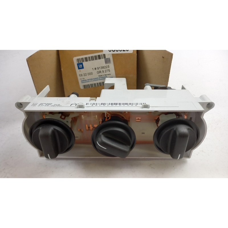 Pièce pour OPEL - Control Element, Heating/Ventilation 9138223