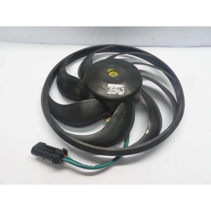 Pièce pour OPEL - Fan, Radiator 9158008