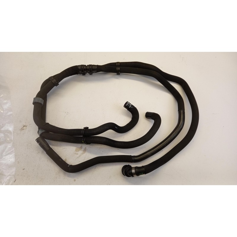 Pièce pour OPEL - Coolant Pipe 9268119