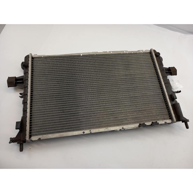 Pièce pour OPEL - Radiator, Engine Cooling 93174625