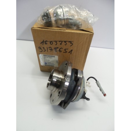 Pièce pour OPEL - Wheel Hub 93178651