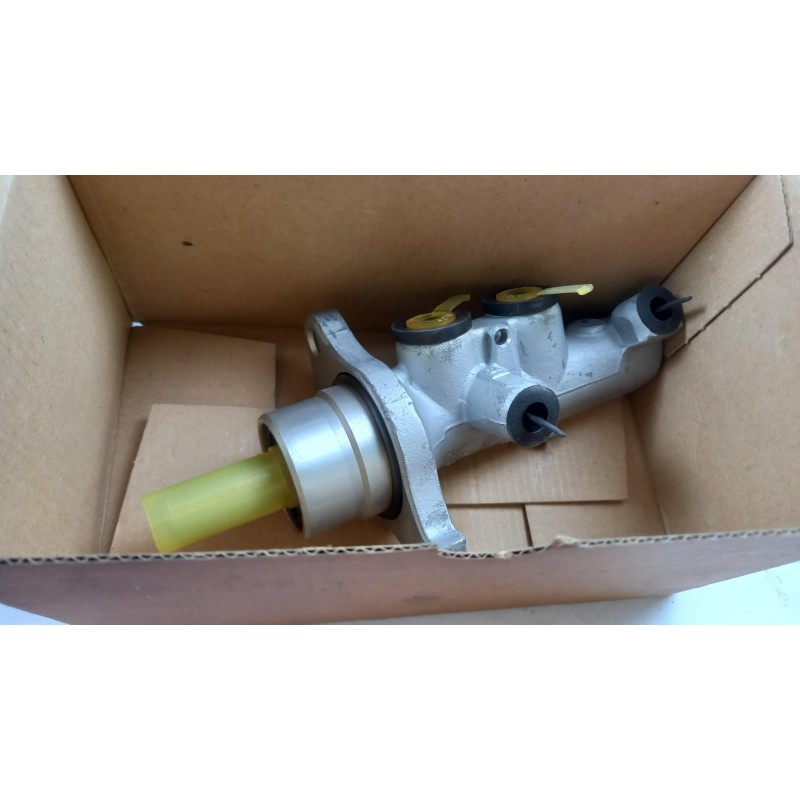 Pièce pour OPEL - Master Cylinder, Brakes 93179177